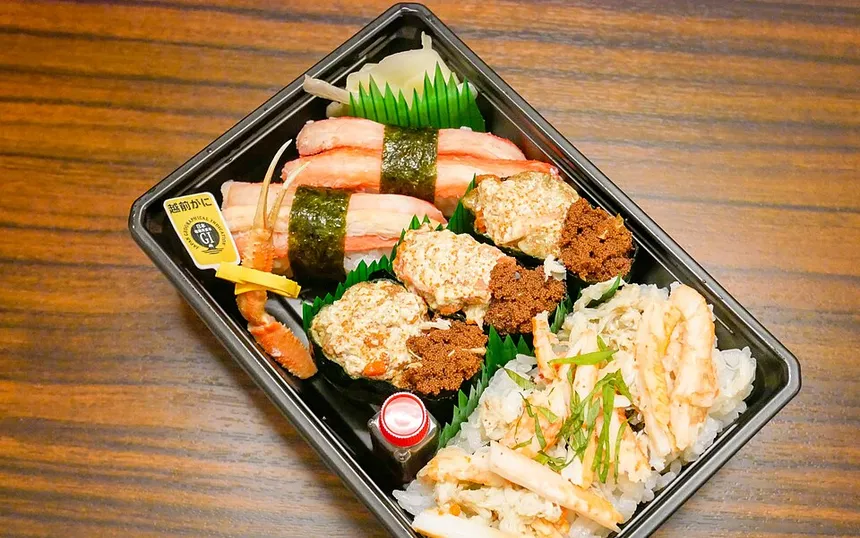 Seiko-gani sushi from a Fukui shop